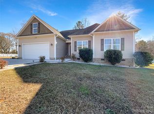 1177 Ten Oaks Dr, Lancaster, SC 29720