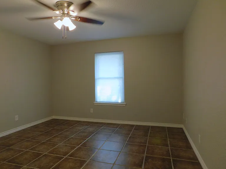 897 John George Ln — Photo 18