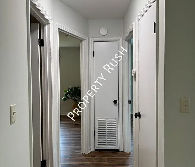 8740 Millard Lee Ln #8740 — Photo 9