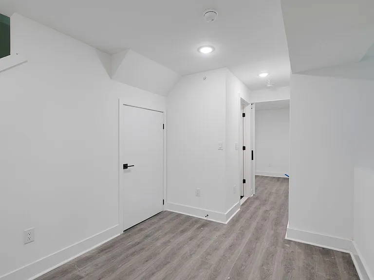 4735 Hazel Ave — Photo 31