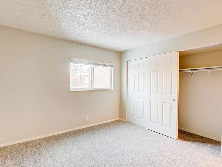 Riva Ridge Apartments — Photo 15
