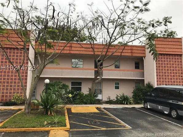 7610 Stirling Rd #203, Hollywood, FL 33024