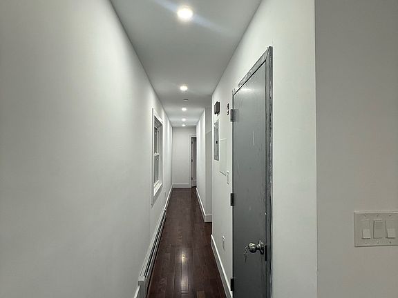 4th image of 532 Beach 72 St #2