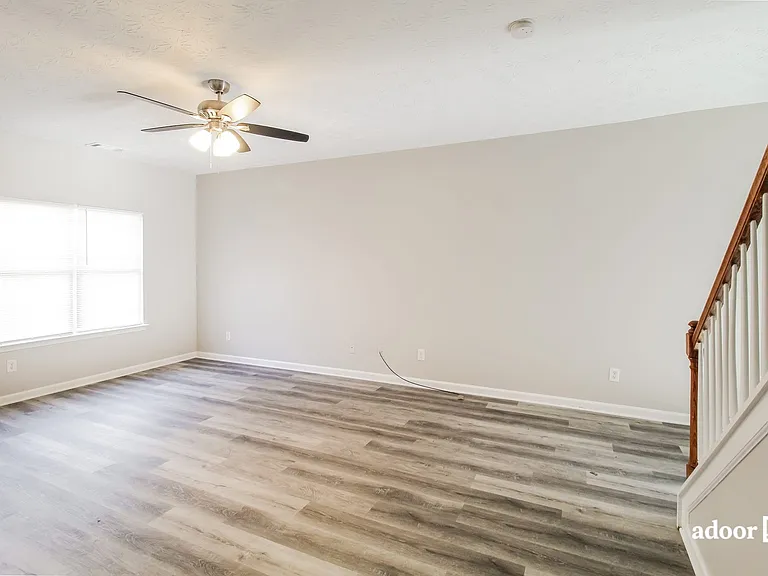 1133 McConaughy Ct — Photo 5