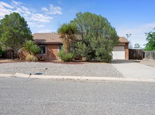 320 Littler Dr SE, Rio Rancho, NM 87124