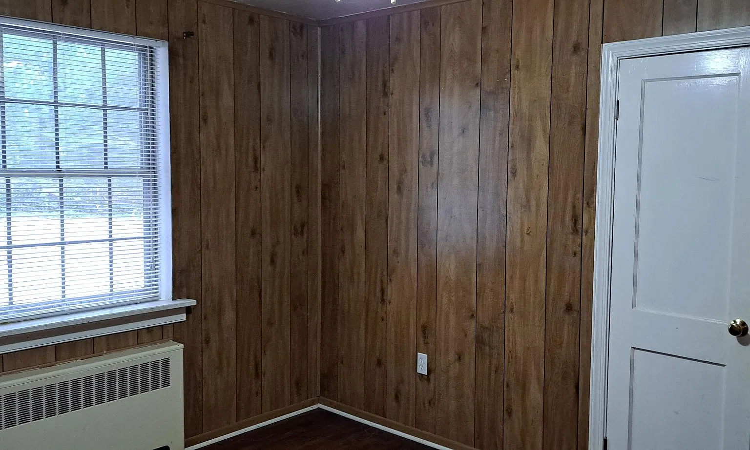 3 bed, 1202 sqft, $1,895 — Photo 3