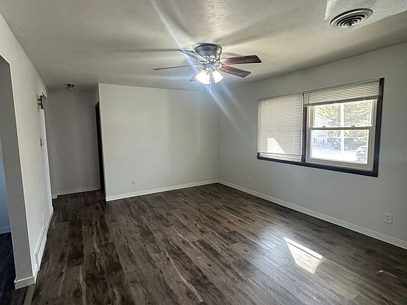 2nd image of 900 N 10th St #2