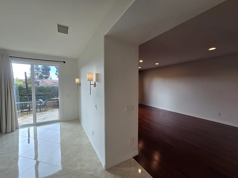 1395 Caminito Floreo — Photo 11