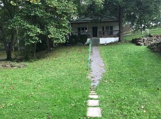 816 Maple Lake Rd, Bridgeport, WV 26330