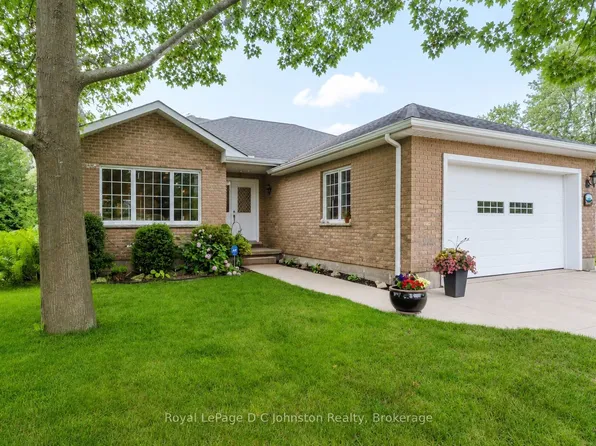 103 Grenville St N, Saugeen Shores, ON N0H 2L0