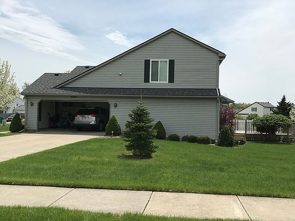 5th image of 1044 Fox Ct