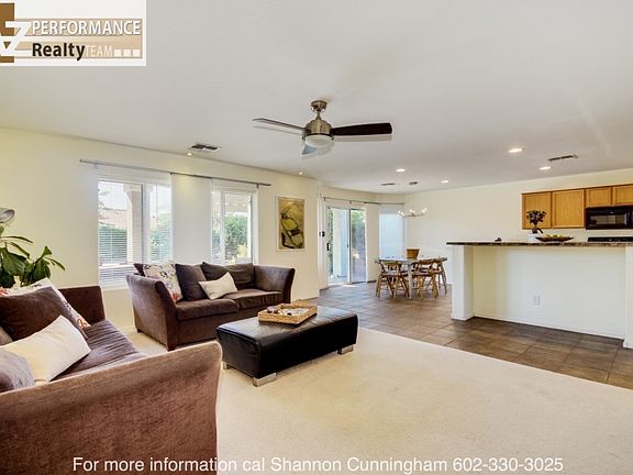 4th image of 17545 W Maui Ln