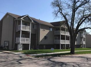 215 Jewel Dr UNIT 1, Ames, IA 50010