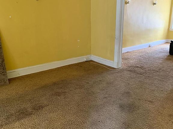 5th image of 2922 Ulman Ave