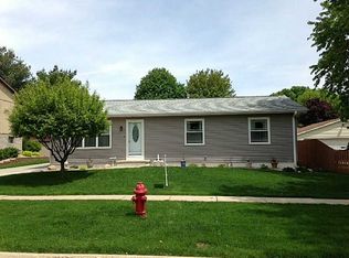 3001 2nd St, Marion, IA 52302