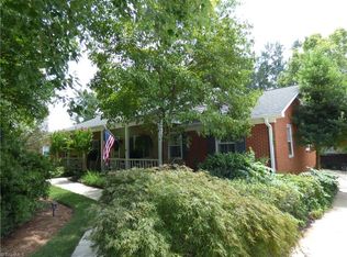 6207 Buckhorn Rd, Greensboro, NC 27410