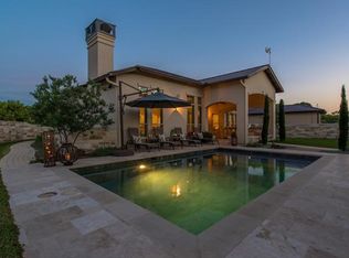 106 Blanco Ct, Horseshoe Bay, TX 78657