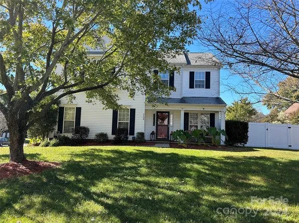 3108 Wyntree Ct, Matthews, NC 28104