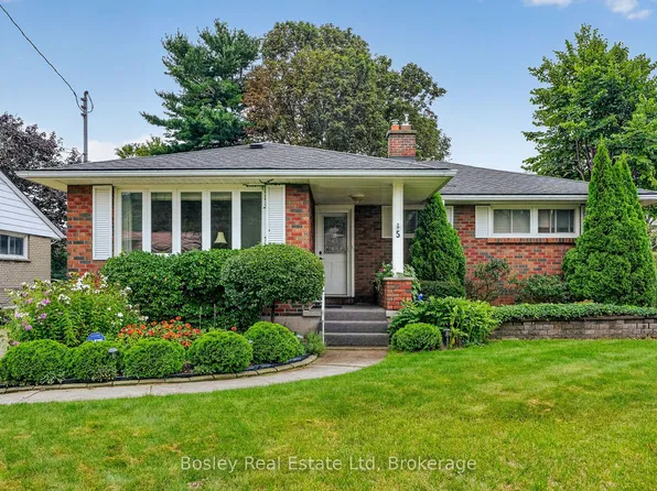 5 Ralston Dr, Pt Hope, ON L1A 2B9