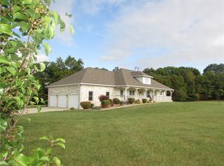 7698 Red Tail Hawk Ln, Martinsville, IN 46151