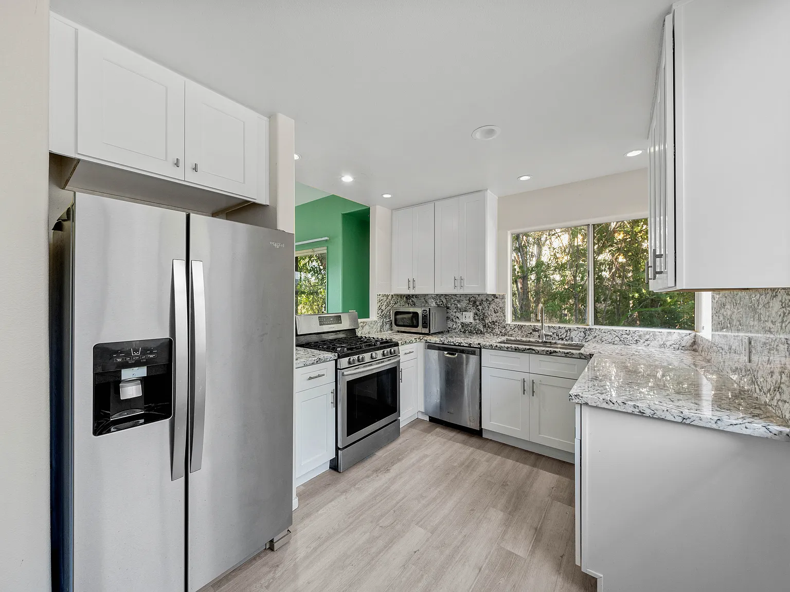 3 bed, 2.5 bath, 1471 sqft, $3,695 — Photo 1