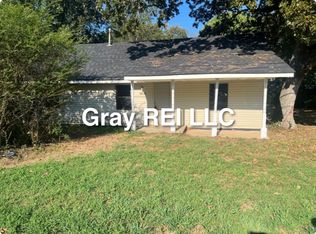 908 S 6th St, Heber Springs, AR 72543