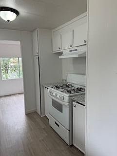 5th image of 681 S Market Road