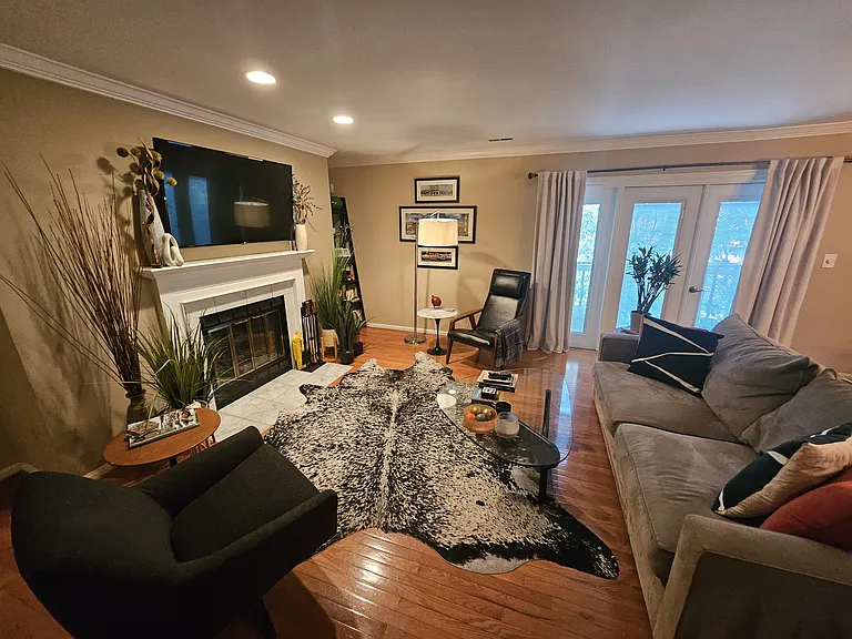 1236 N Quinn St — Photo 3