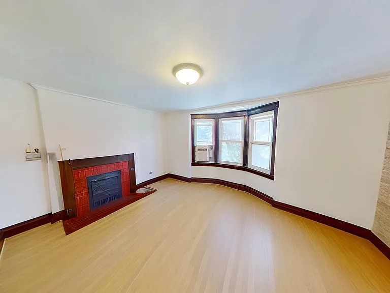 21 Rusholme Park Cres #2 — Photo 14