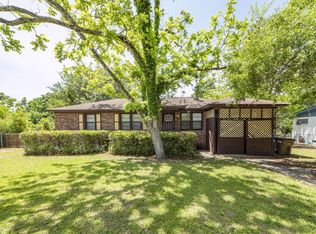 1333 Sea Aire Dr, Charleston, SC 29412