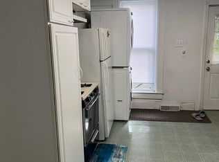 769 Fenelon Pl #1, Dubuque, IA 52001