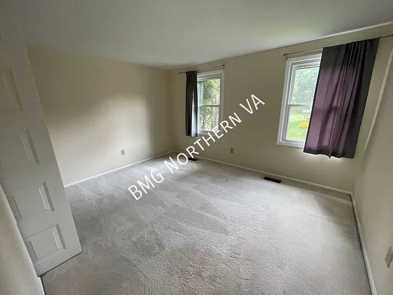 1846 Clovermeadow Dr — Photo 47