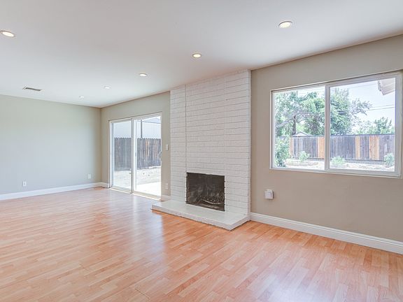 5th image of 11426 Kagel Canyon St