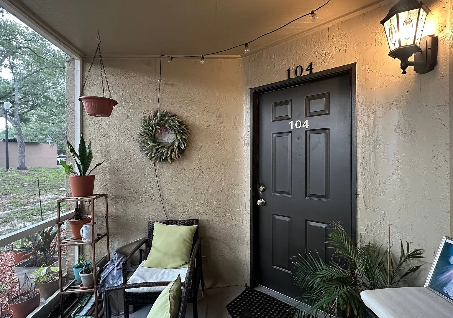 First-Floor Corner 2 bedroom 2 bath Condo | Water, Sewer, Trash included! — Photo 2