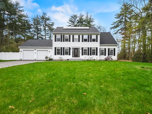 1 Marks Ln, East Freetown, MA 02717