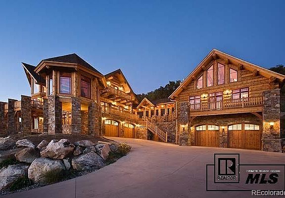 2nd image of 2610 Ski Trail Ln