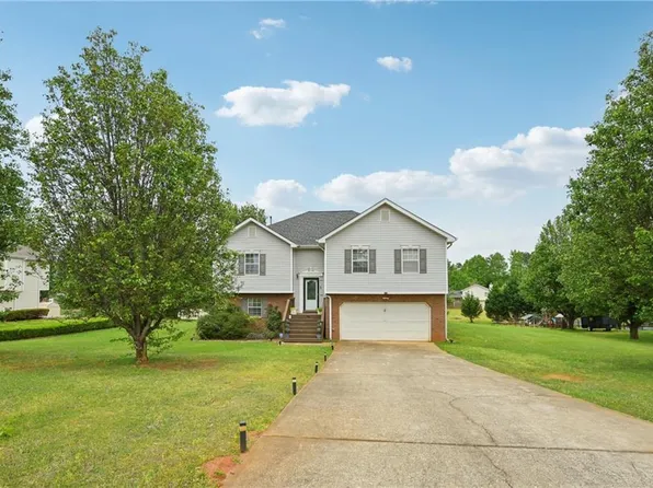 224 Solomon Dr, Ellenwood, GA 30294