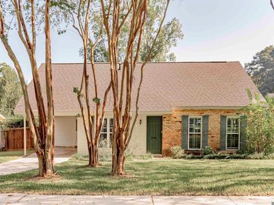 5495 N College Hill Dr, Baton Rouge, LA, 70808