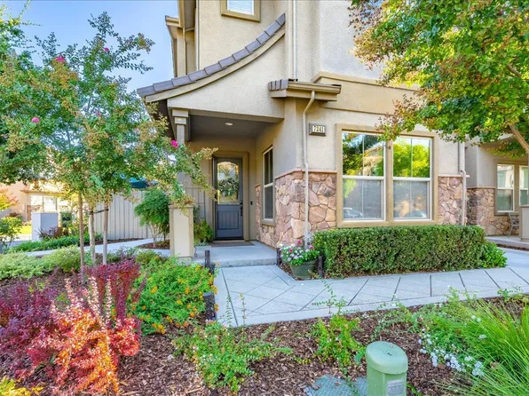 7241 Orchard Cir, Penryn, CA 95663