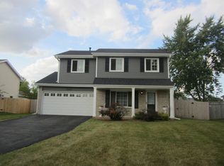 2590 Dorothy Dr, Aurora, IL 60504