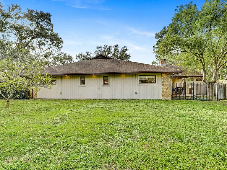 8943 Lake Irma Point — Photo 61