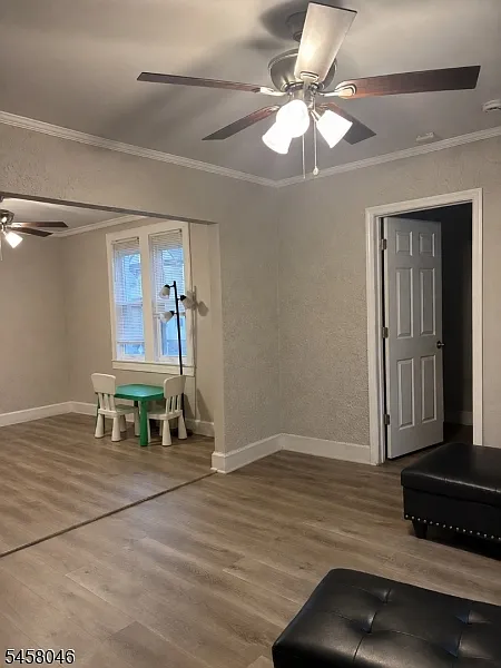 3 bed, 1.0 bath, $2,600 — Photo 2