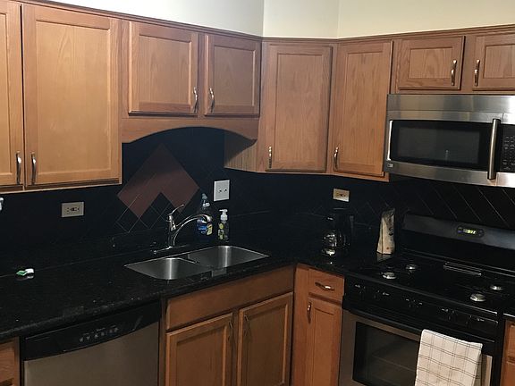 3rd image of 7461 Blackburn Ave APT 201