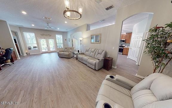 3rd image of 1371R Samantha Cir E