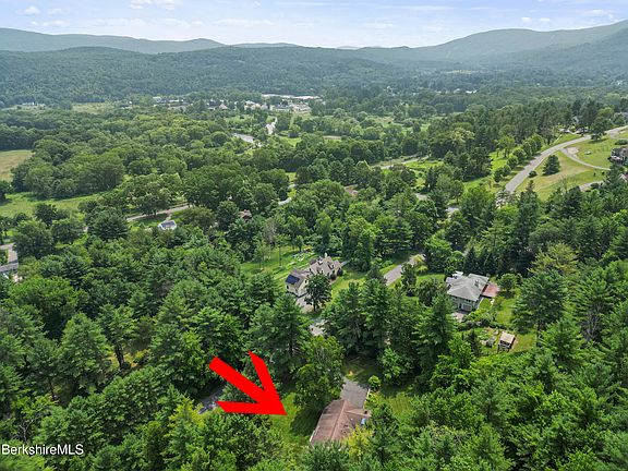 5th image of 9 Abbey Hill Dr