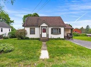 97 Pleasant St, Spencer, MA 01562