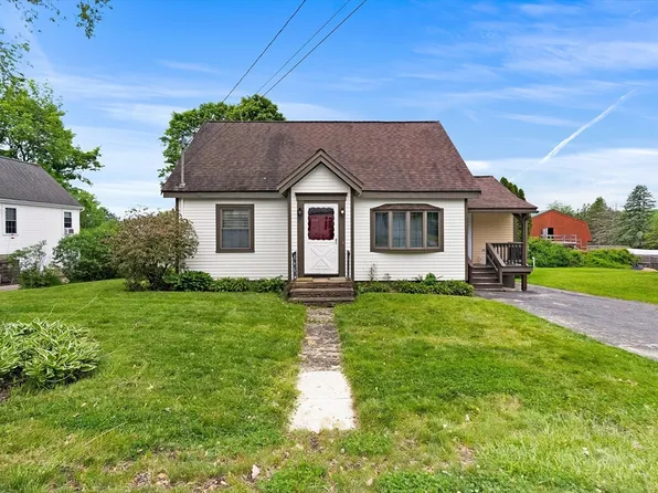 97 Pleasant St, Spencer, MA 01562