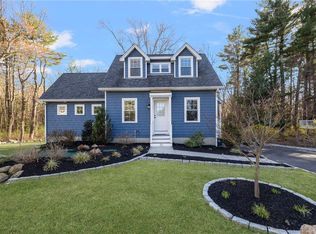 30 Tiffany Rd, Coventry, RI 02816