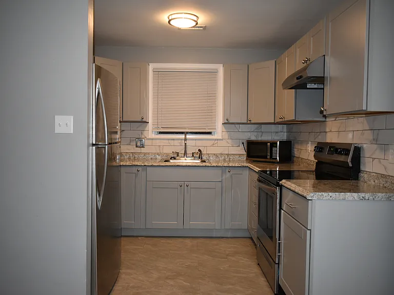 315 Pond View Ln — Photo 26