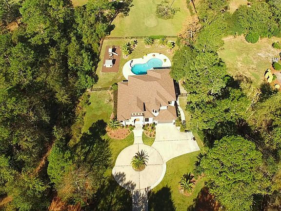 3rd image of 63 Pine Forest Dr